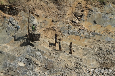 大国重器，磁动未来 聚焦稀土永磁与工程建设双轮驱动的四大潜力龙头